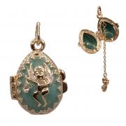 Кулон открыв. 